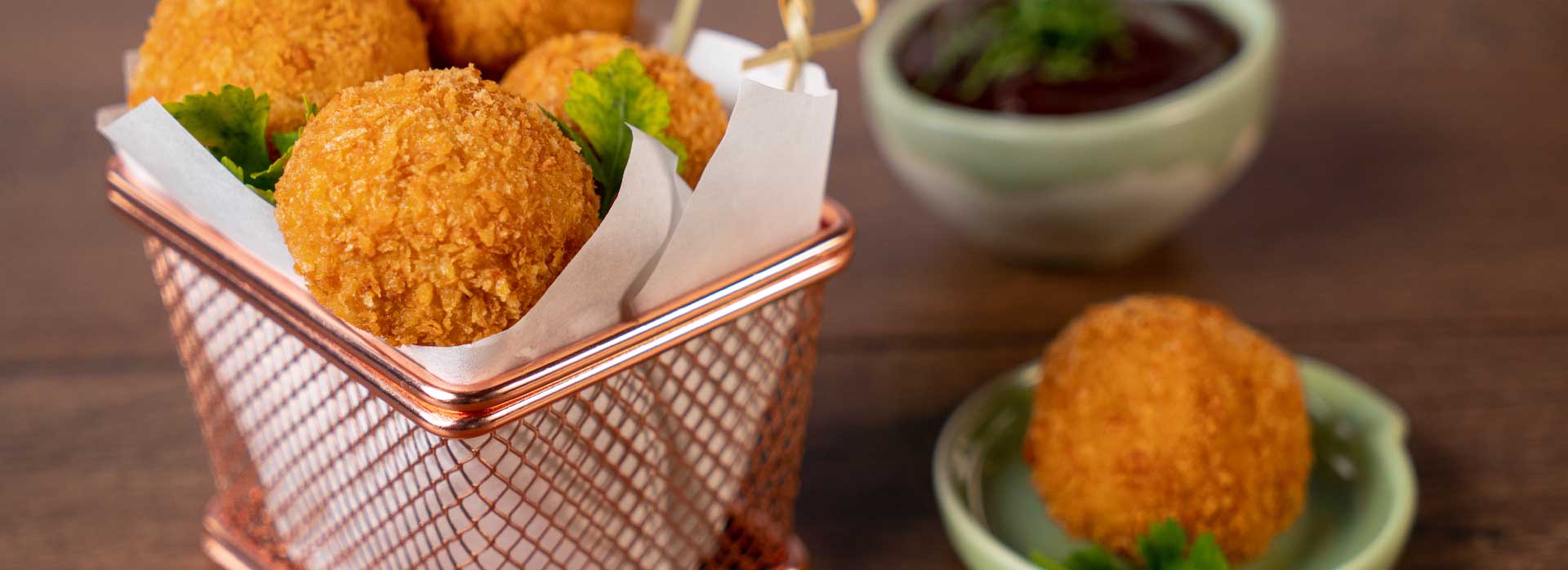 Croquetas de pollo thai